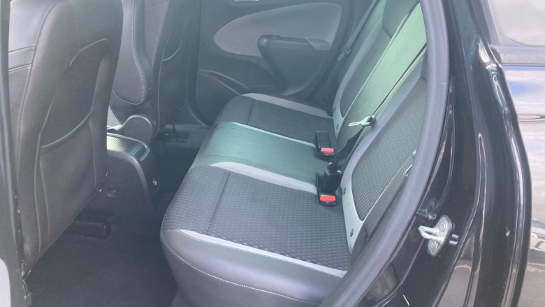 Vauxhall Crossland X 1.2 Tech Line Nav 5dr Petrol Hatchback